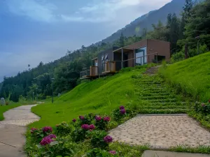 Anyi Xiangji Hotel