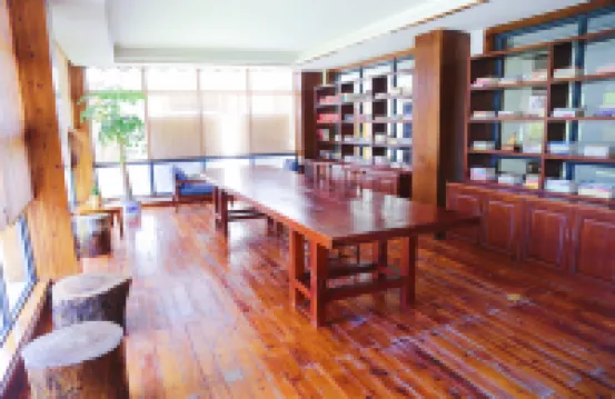 Ruyuan Culture Theme Inn