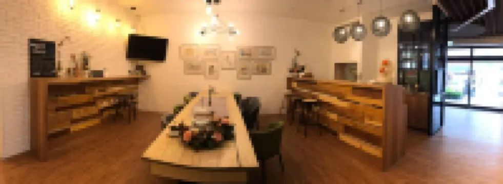 Hero You x Chitow Hostel