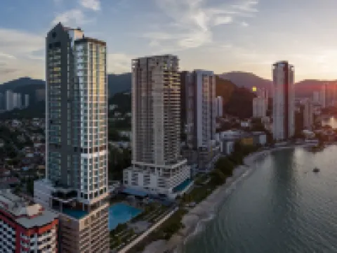 Hompton Hotel by The Beach Hotels in Tanjung Bungah