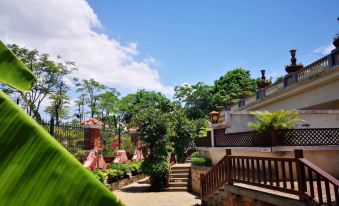 Redbird Hotel Haikou