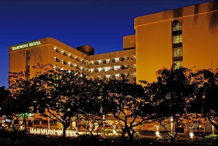 Harmoni One Convention Hotel & Service Apartments