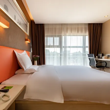 7 Days Premium Hotel (Linyi Economic and Technological Development Zone Evergrande Cinema)