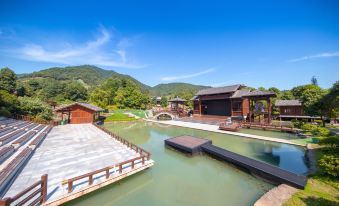 Tangli Tangju Forest Hot Spring Hostel