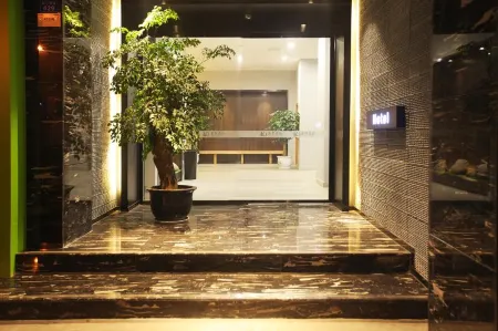 Tongjiang Kailai Hotel