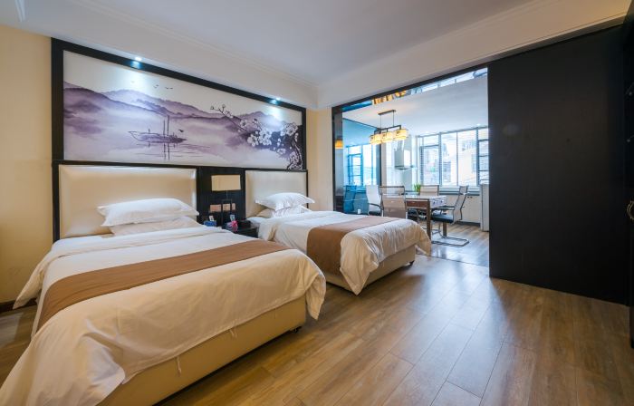Cengong Haina Hotel