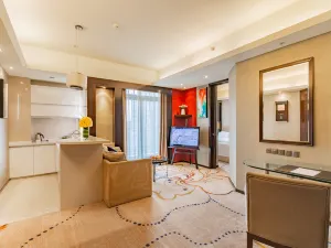Royal Suites & Towers Wuhan