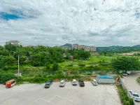 GreenTree Inn（Yingjia Avenue county hospital store） - Mountain view