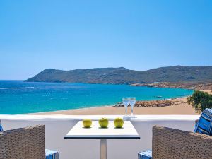 Arte & Mare Elia Luxury Suites and Villas