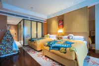 Zhuhai Marriott Hotel (Lovers Road, Xiangluwan Road) Hotels near Romantic Seaside City Living Room