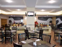 Grand Daira Hotel Palembang Hotels near Pasar Cinde