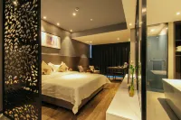 정저우 이보 윤시 호텔 (윤제 지하철역) 정저우 황허 간호 직업 대학 주변 호텔