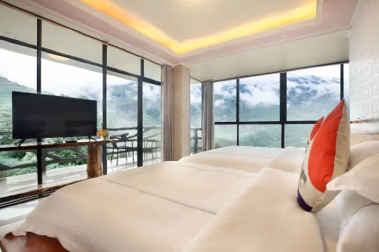 Longji Terrace Xinxin Resort Hotel (Qianfy Floor Tianti View Terrace)