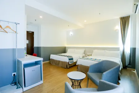 The Explorer Hotel Отели рядом с достопримечательностью «Dataran Pahlawan Melake Megamall»