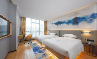 Life Hotel (Guangzhou Exhibition Center Chigang Metro Station Canton Tower)