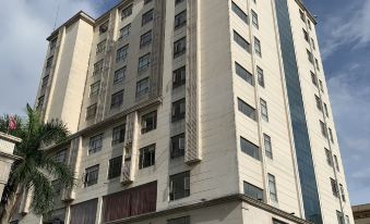 Yuhang Hotel