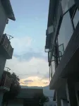 Pengzhou Longmen Four Seasons Homestay