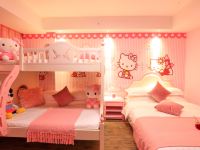 上海迪漫酒店 - HelloKitty滑滑梯主题三床房