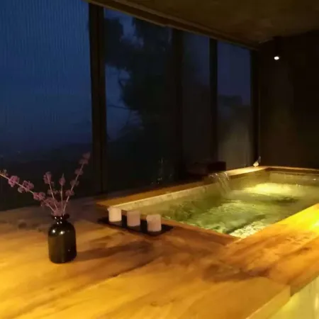 Lost Lodge Qianshan