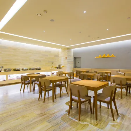 Jinji Hotel (Xining Railway Station)