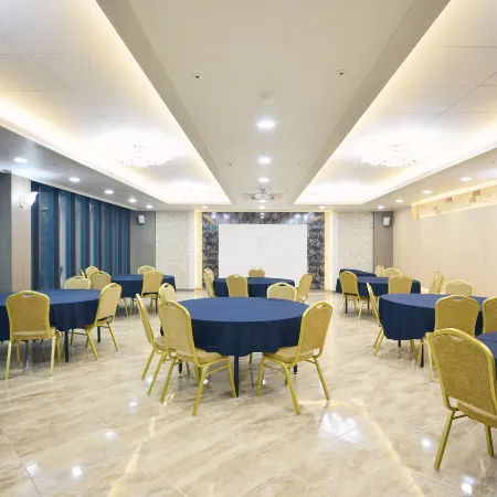 Jeju Resort Отели рядом с достопримечательностью «Храм Пэкчеса»