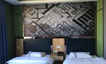 Wangcangjin Garden Theme Hotel