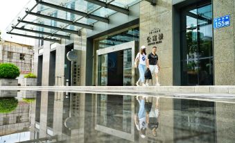 Poly Zhonghui Hotel Apartment (Guangzhou East Railway Station Sports Center)