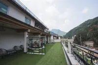 Hangzhou Lin'an Daming Spring Inn (Daming Mountain) Hotels near Daming Lake