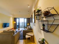 阳江安之海度假公寓 - 高尔夫景观家庭套房
