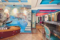 Style Fashion Hotel (Linshui Hongfan Square County Government Branch)