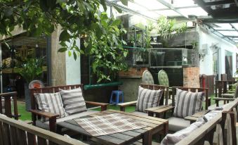 Crown Diamond Hotel