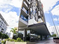 凱麗思布里斯本壹號名邸 鄰近Koala and River Cruises的酒店