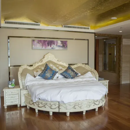 Lian Shan Longshan Garden Hotel