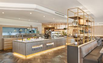 H+ Frankfurt Airport West