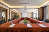 Cloud CLOUD Southeast Asia Holiday Beauty Hotels in Anji