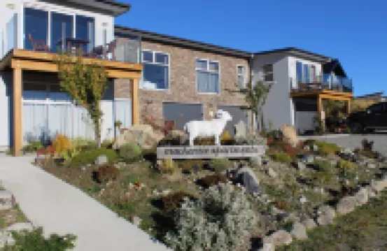 The Mackenzie Apartments Hotels near Lake Tekapo Lookout