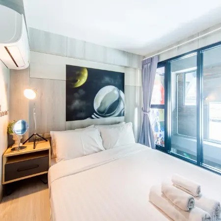 Sleep Walker Poshtel Отели рядом с достопримечательностью «Храм Ват-Суан-Док»