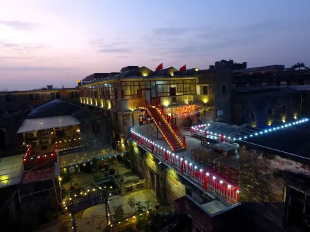 Diaomin Tribe Boutique Hostel (Kaiping Tangkou) Отели рядом с достопримечательностью «Xuejinyan Former Site»