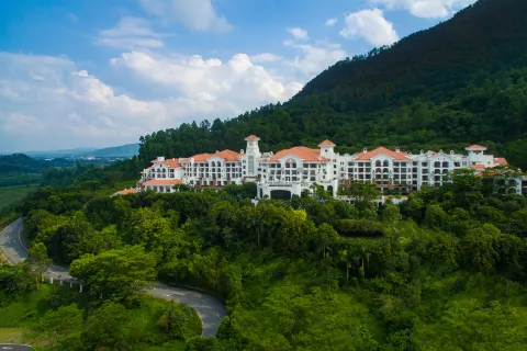 Zhaoqing Senlan Yunhai Hotel