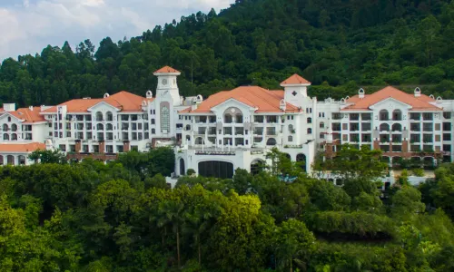 Zhaoqing Senlan Yunhai Hotel