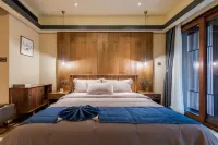 Wangwu Mountain Xiaoyoudian Mountain Residence Homestay - balcony