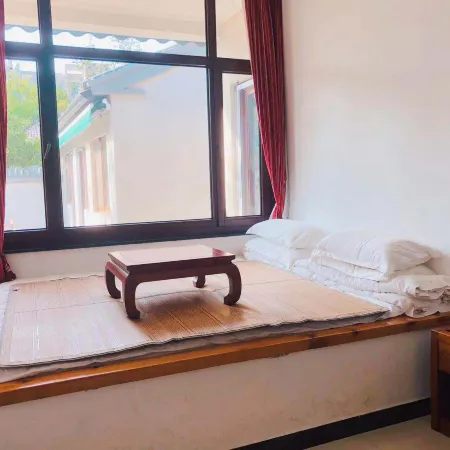Jinhai Yiyun Hot Spring Hotel