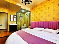 丹东嘉和美式主题宾馆 - 圆床房