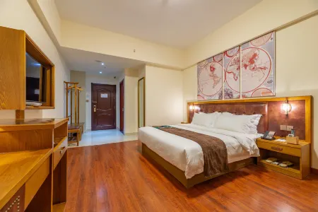 BOMAN Отели рядом с достопримечательностью «Qilu University of Technology (Daxue Road)»