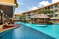 Patong Paragon Resort & Spa - Infinity Pools