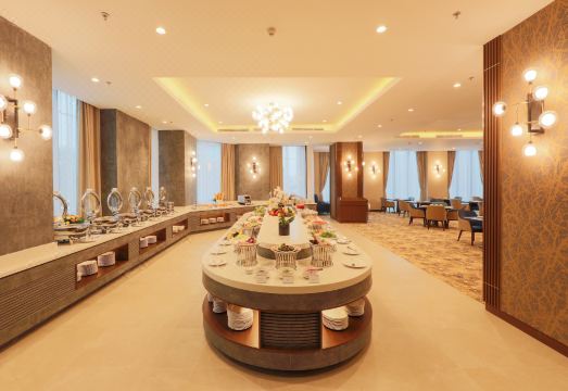 그랜드 비스타 하노이 수영장