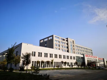 Ji'nan International Academic Exchange Center Отели рядом с достопримечательностью «Shandong Hiteam Institute of Software Engineering»