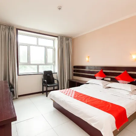 Guangping Laijia Bath Hotel