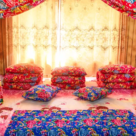 Xuegu Xinfu Guest House