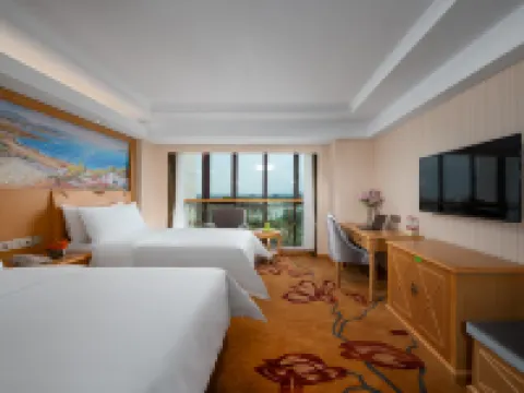 Vienna Hotel Emei Mountain high-speed railway station Maluqiao Street Hotels in Emeishan City